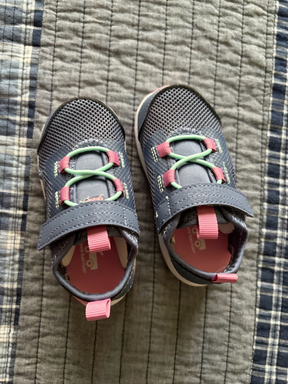See Kai run water shoe nwt